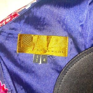 Nicole miller,  size 4, silk, floral print zip up back, sill ankle length,